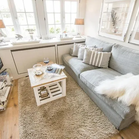 Daire Witthues Whg 17