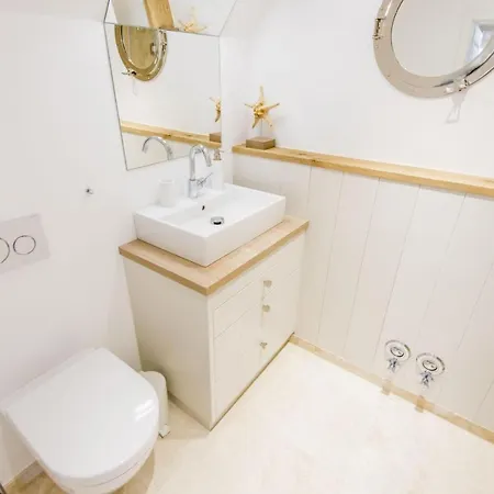 Daire Witthues Whg 17 *